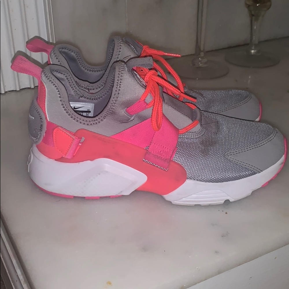 grey, pink, and burst orange nike huraches